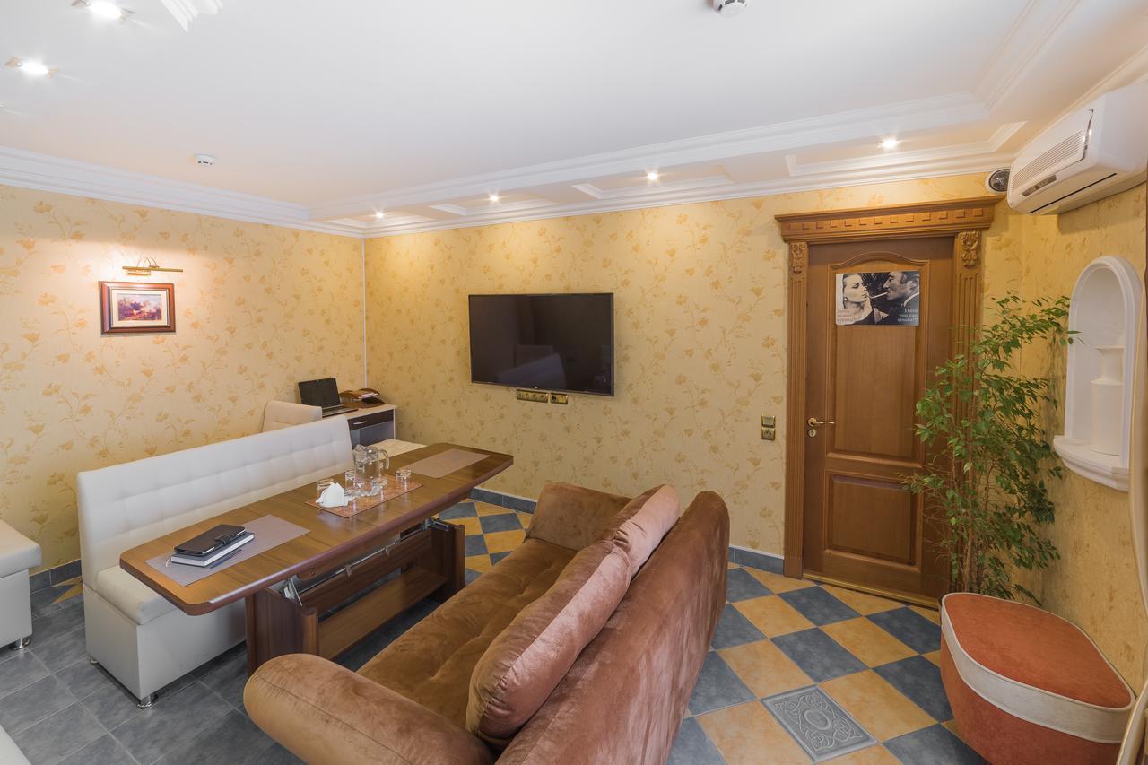 Paradise Hotel Homel Zewnętrze zdjęcie